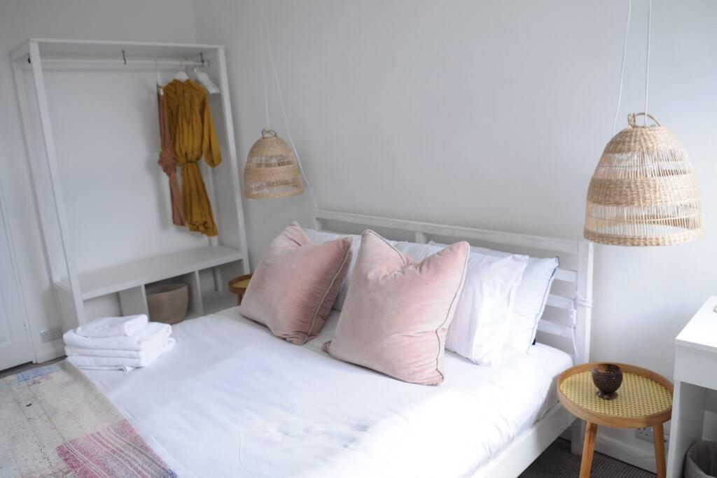 Light Filled Mid- Century 3 Bed Cottage In Dulwich Λονδίνο Εξωτερικό φωτογραφία