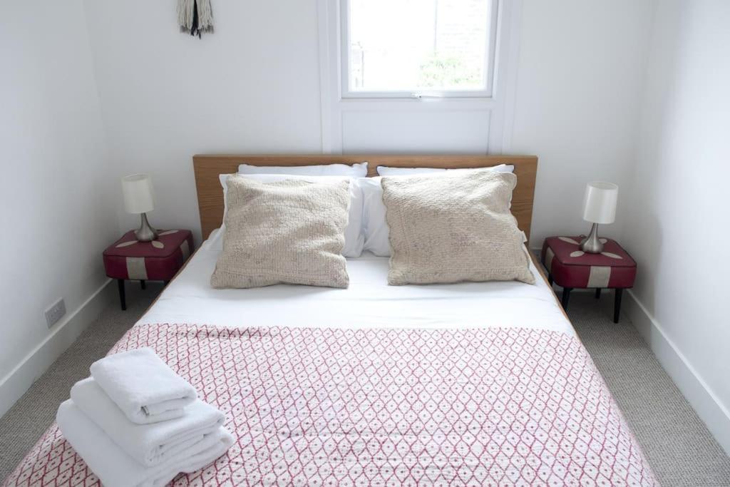 Light Filled Mid- Century 3 Bed Cottage In Dulwich Λονδίνο Εξωτερικό φωτογραφία