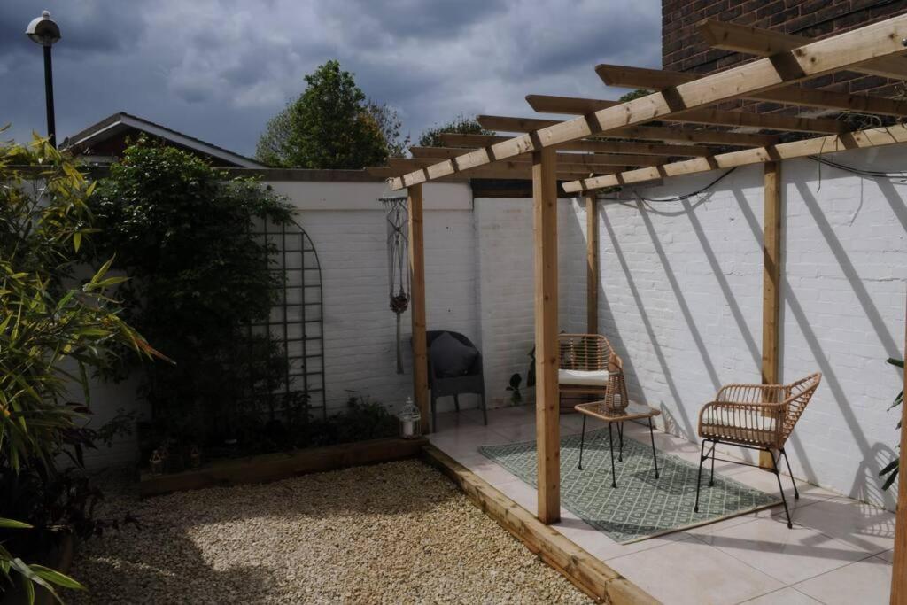 Light Filled Mid- Century 3 Bed Cottage In Dulwich Λονδίνο Εξωτερικό φωτογραφία